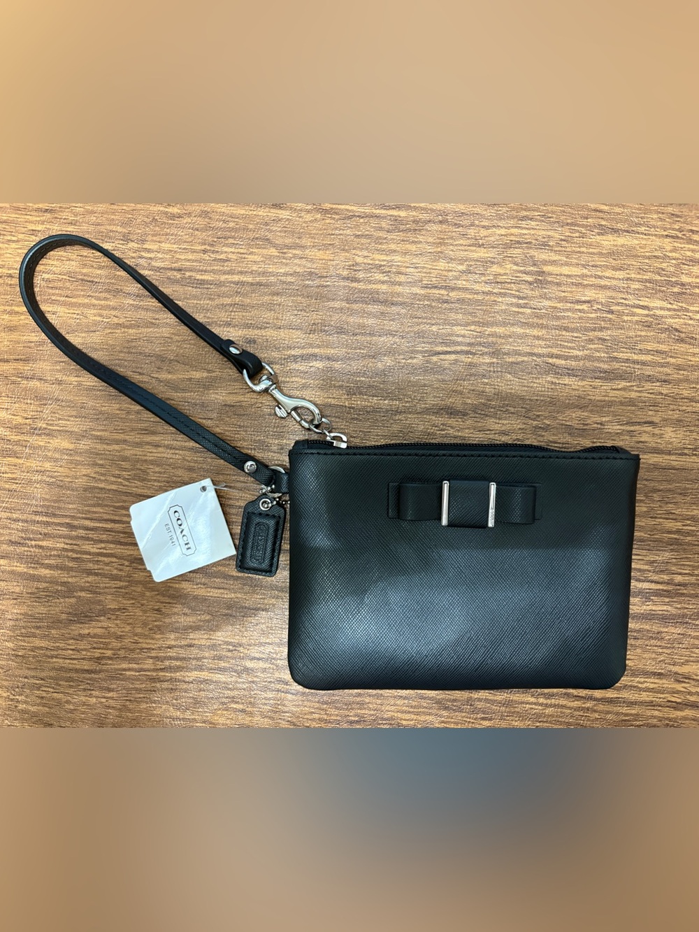 Coach Darcy Bow Saffiano Leather Small Wristlet Black Silver NWT F51672
